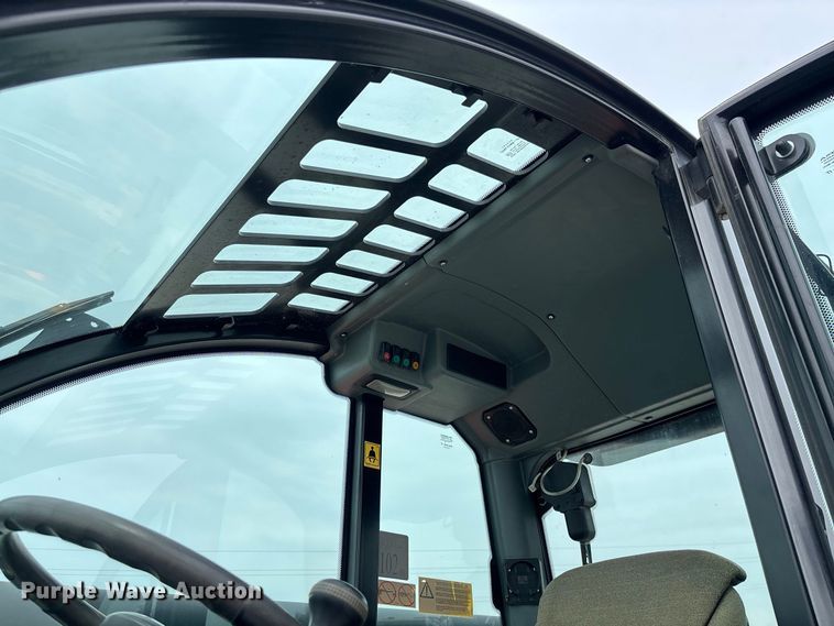 image for item DZ4579 2019 Snorkel SR1054 telehandler