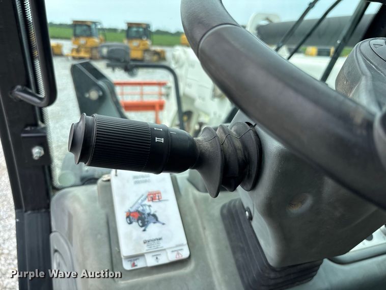 image for item DZ4579 2019 Snorkel SR1054 telehandler