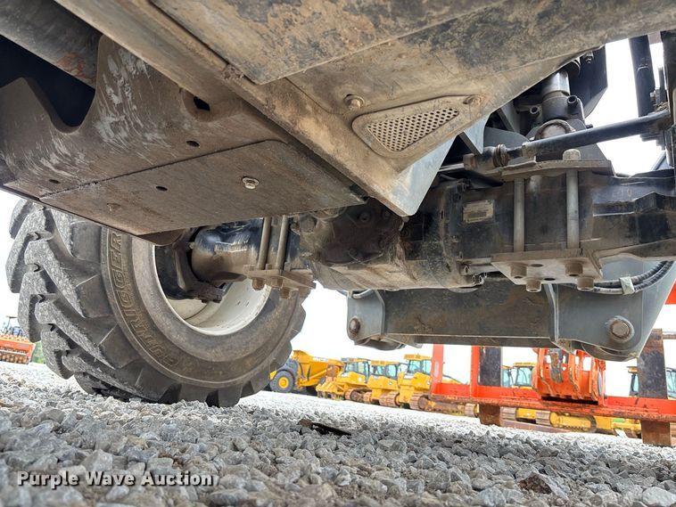 image for item DZ4579 2019 Snorkel SR1054 telehandler