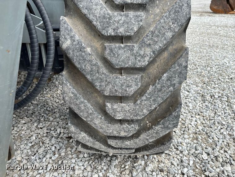 image for item DZ4579 2019 Snorkel SR1054 telehandler