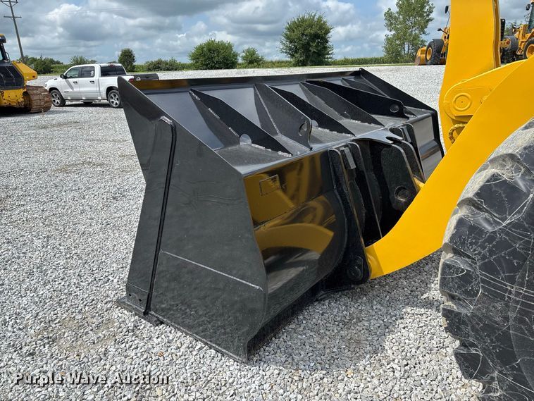 image for item DZ4581 Komatsu WA380-8 wheel loader