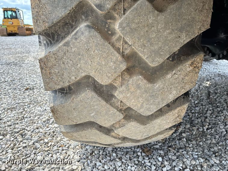 image for item DZ4581 Komatsu WA380-8 wheel loader