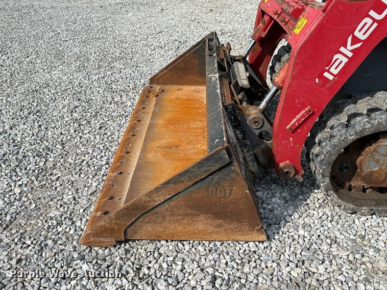 image for item DZ4582 2021 Takeuchi TL8R-2 tracked skid steer loader