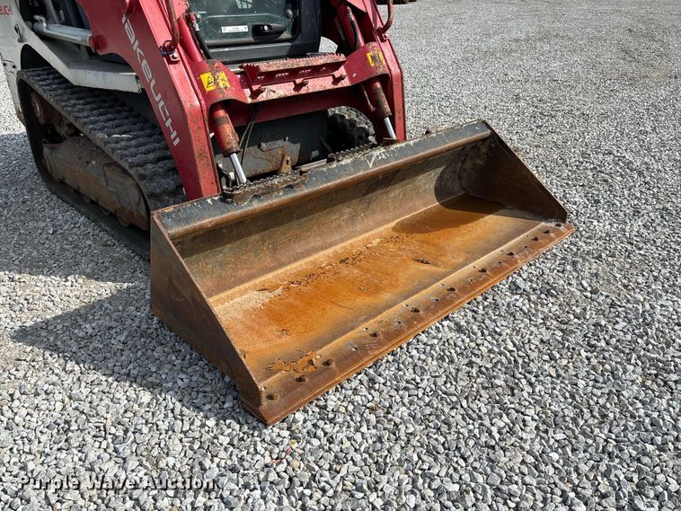 image for item DZ4582 2021 Takeuchi TL8R-2 tracked skid steer loader