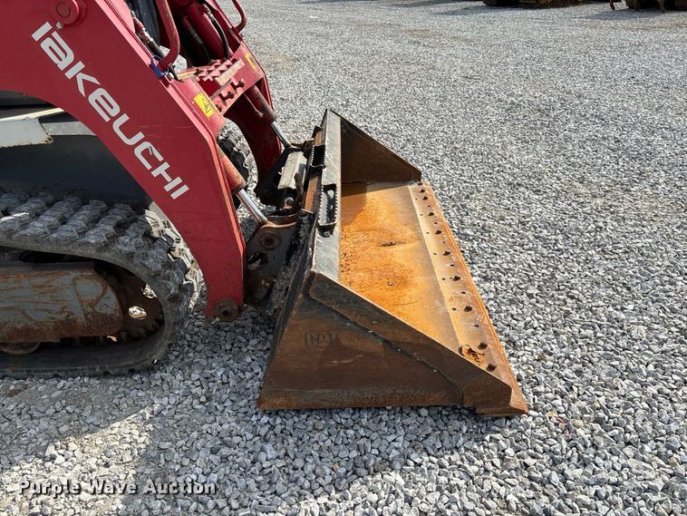 image for item DZ4582 2021 Takeuchi TL8R-2 tracked skid steer loader