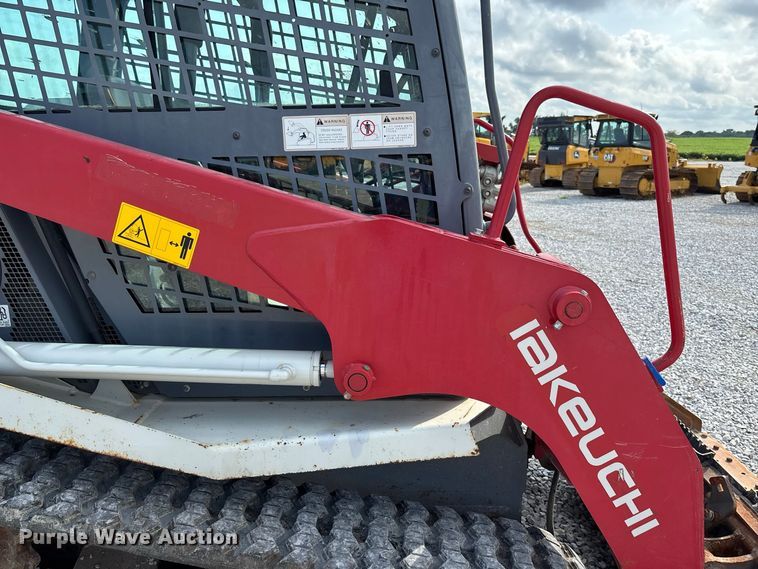 image for item DZ4582 2021 Takeuchi TL8R-2 tracked skid steer loader