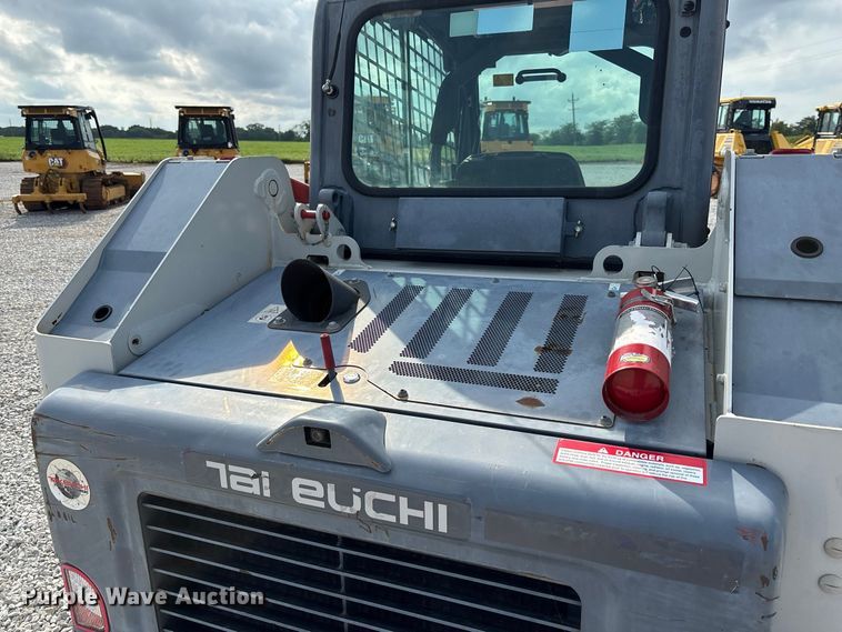 image for item DZ4582 2021 Takeuchi TL8R-2 tracked skid steer loader