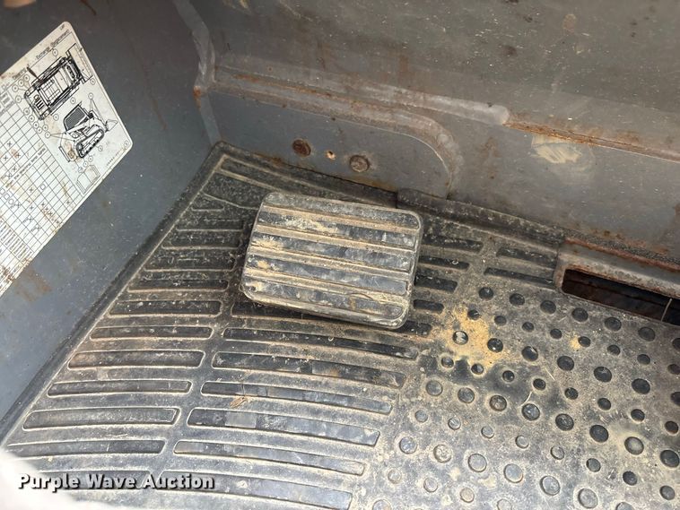image for item DZ4582 2021 Takeuchi TL8R-2 tracked skid steer loader
