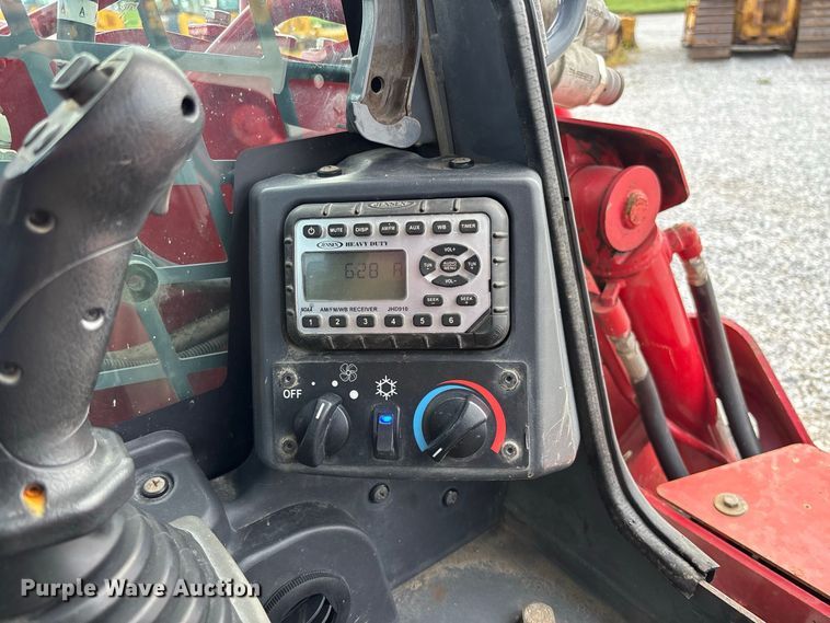 image for item DZ4582 2021 Takeuchi TL8R-2 tracked skid steer loader