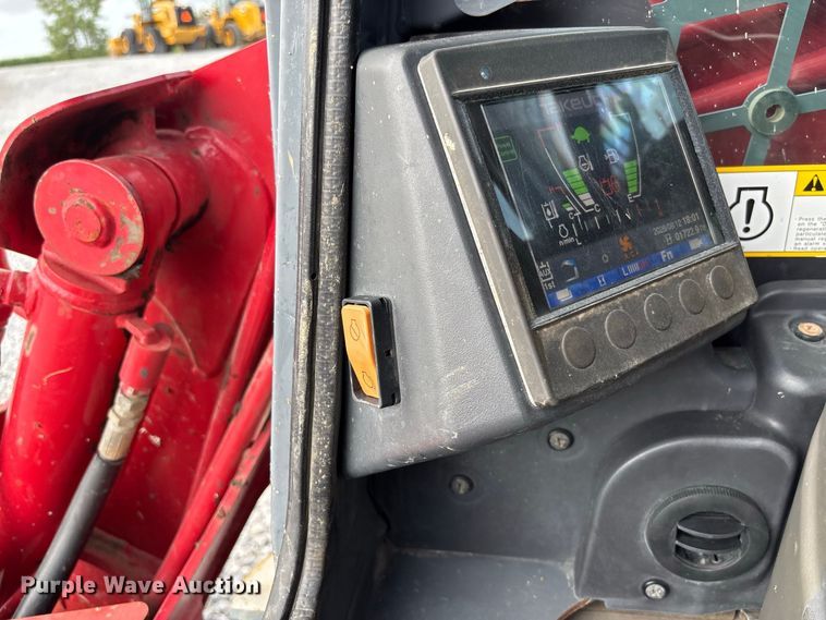 image for item DZ4582 2021 Takeuchi TL8R-2 tracked skid steer loader