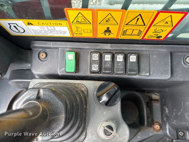 image for item DZ4582 2021 Takeuchi TL8R-2 tracked skid steer loader