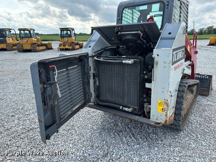 image for item DZ4582 2021 Takeuchi TL8R-2 tracked skid steer loader