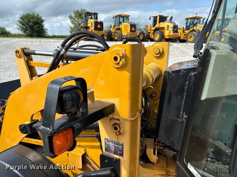 image for item DZ4583 2020 Caterpillar 903D wheel loader