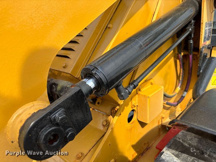 image for item DZ4583 2020 Caterpillar 903D wheel loader