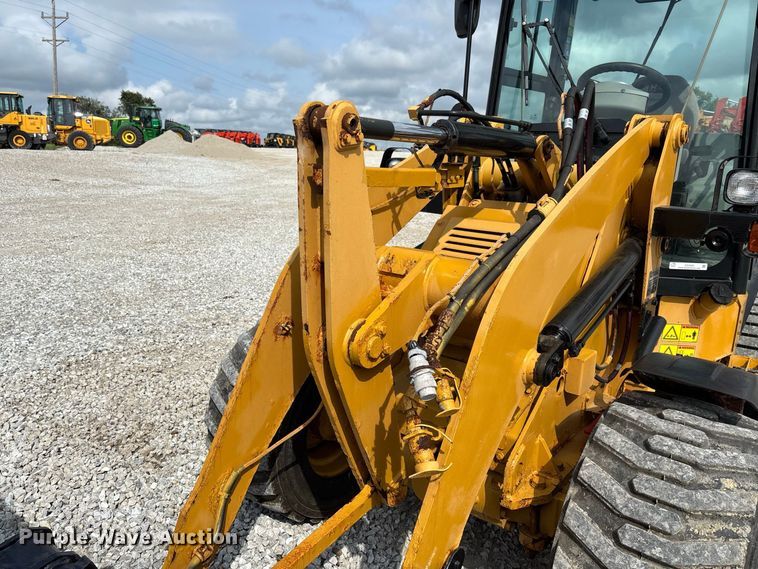 image for item DZ4583 2020 Caterpillar 903D wheel loader