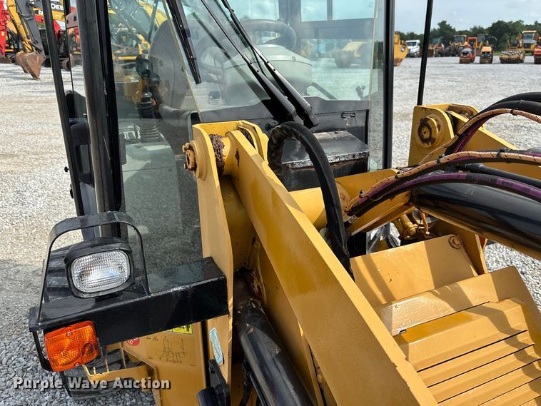 image for item DZ4583 2020 Caterpillar 903D wheel loader