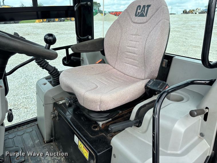 image for item DZ4583 2020 Caterpillar 903D wheel loader