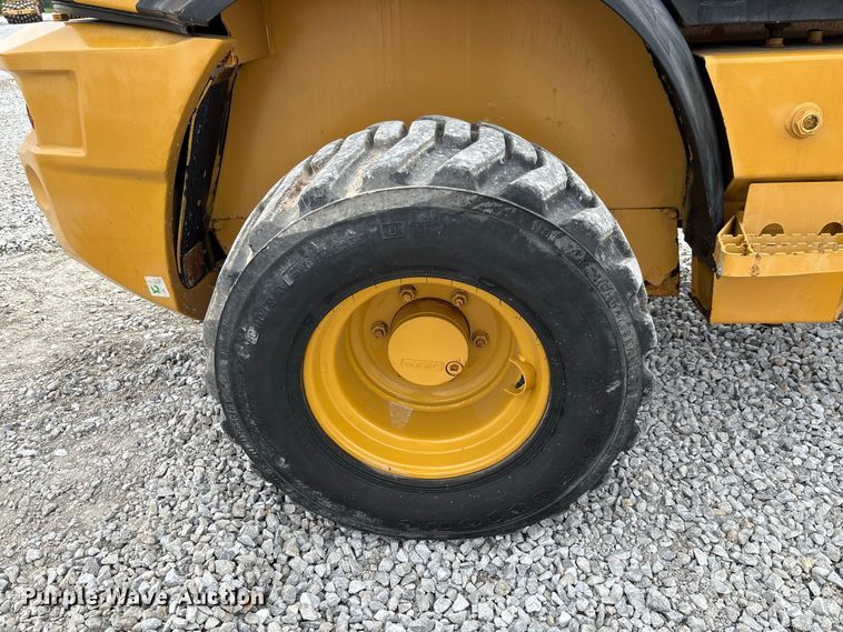 image for item DZ4583 2020 Caterpillar 903D wheel loader