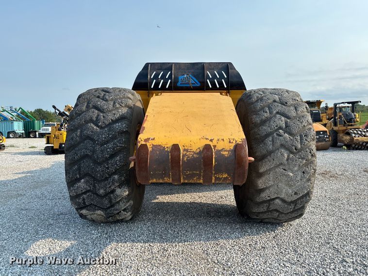 image for item DZ4586 2013 Mobile Track Solutions MT-35XL scraper