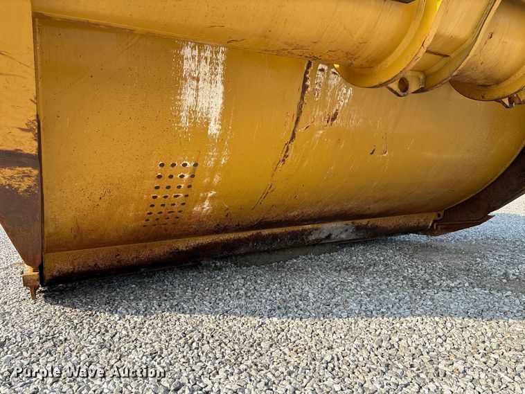 image for item DZ4586 2013 Mobile Track Solutions MT-35XL scraper