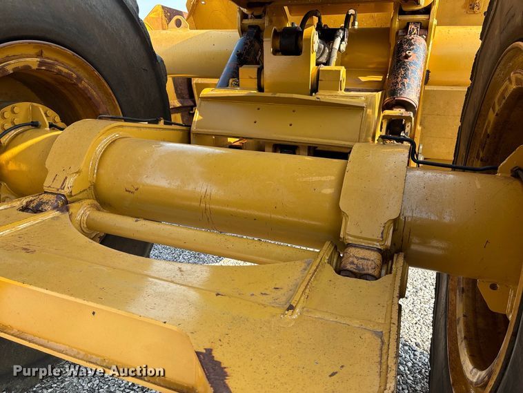 image for item DZ4586 2013 Mobile Track Solutions MT-35XL scraper