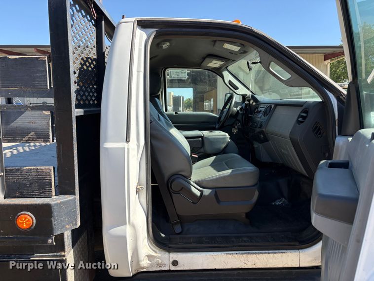 image for item EA0001 2014 Ford F550 Super Duty flatbed truck