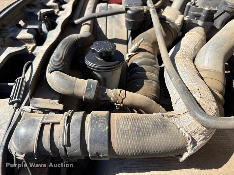 image for item EA0001 2014 Ford F550 Super Duty flatbed truck