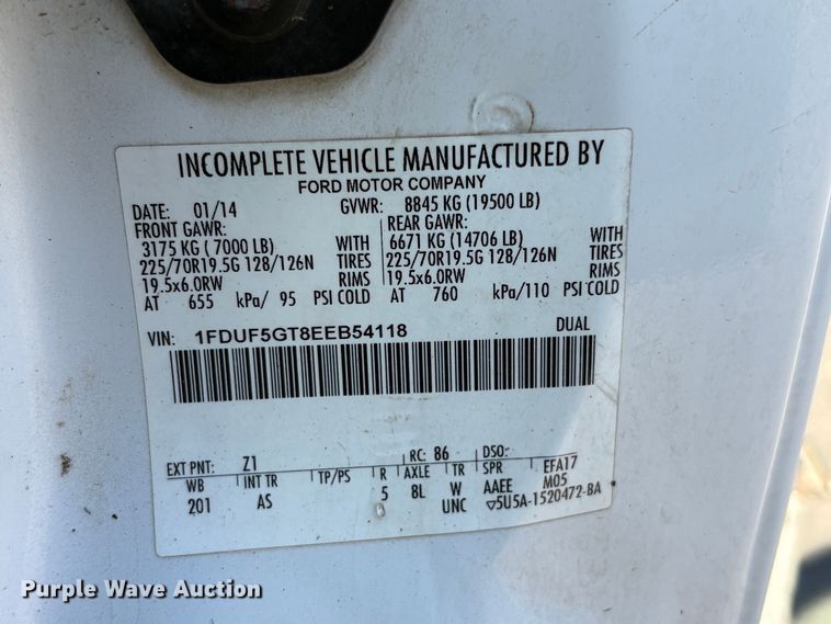 image for item EA0001 2014 Ford F550 Super Duty flatbed truck