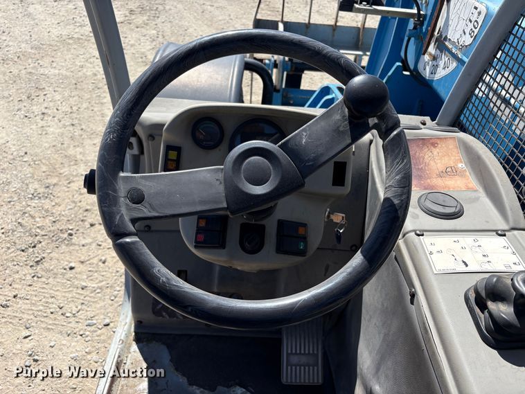image for item EA0009 2006 Genie GTH-5519 telehandler