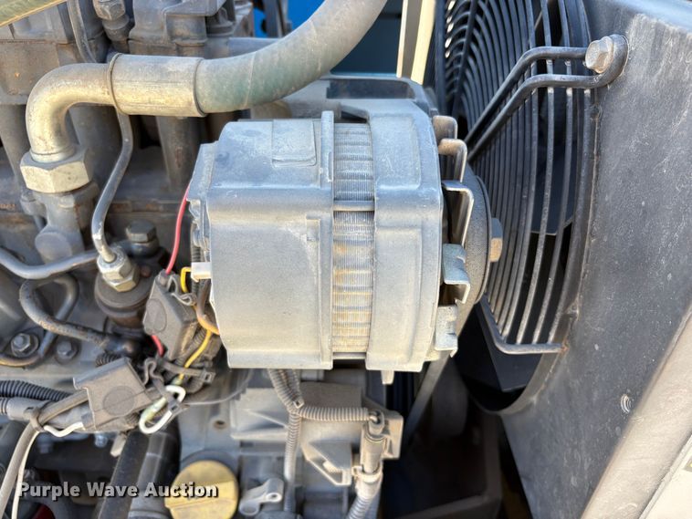 image for item EA0009 2006 Genie GTH-5519 telehandler