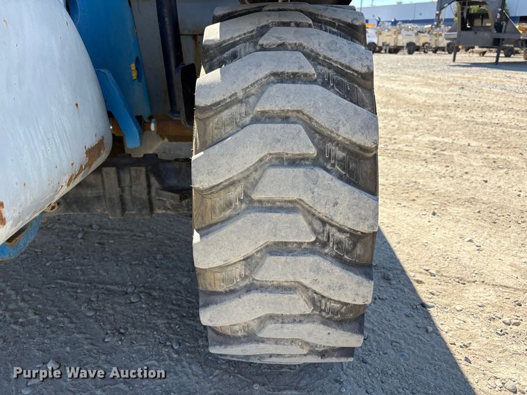 image for item EA0009 2006 Genie GTH-5519 telehandler
