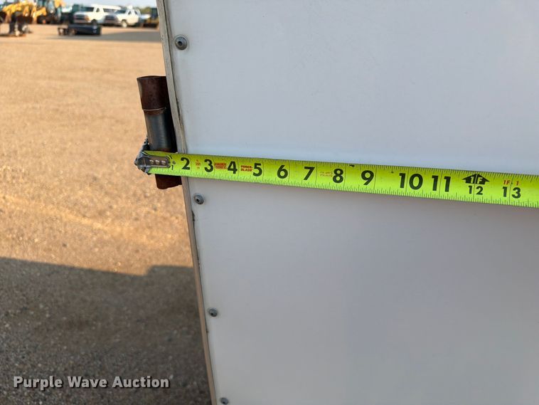 image for item EA0393 2008 Carry On enclosed cargo trailer