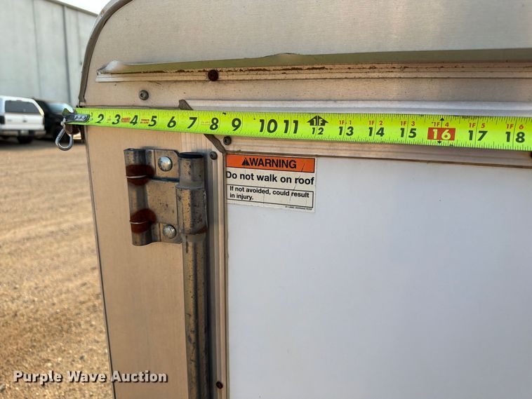 image for item EA0393 2008 Carry On enclosed cargo trailer