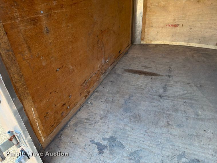 image for item EA0393 2008 Carry On enclosed cargo trailer