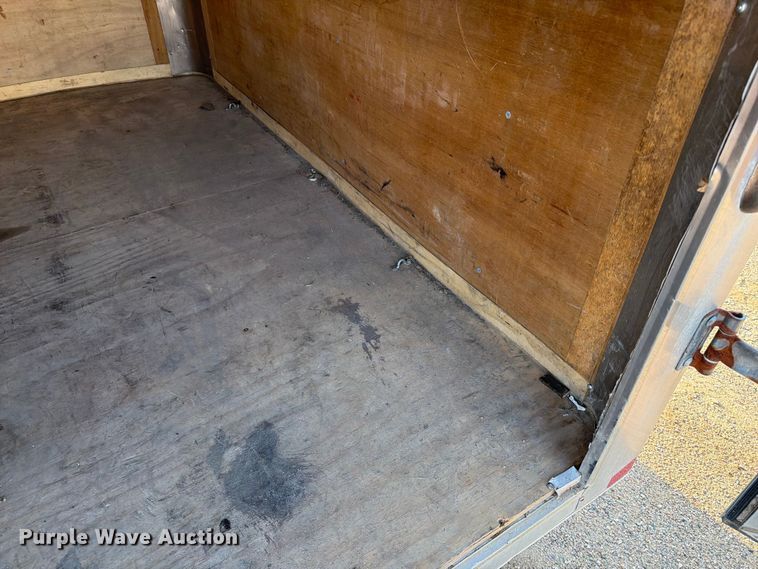 image for item EA0393 2008 Carry On enclosed cargo trailer