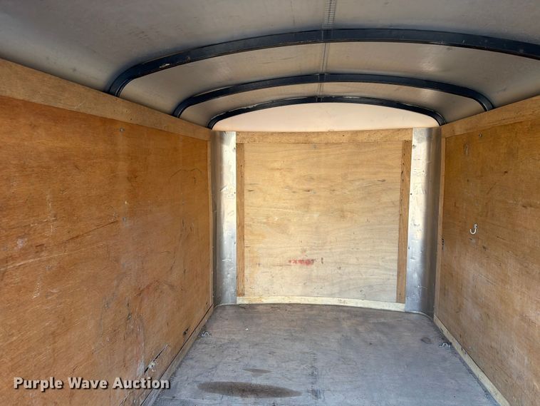 image for item EA0393 2008 Carry On enclosed cargo trailer