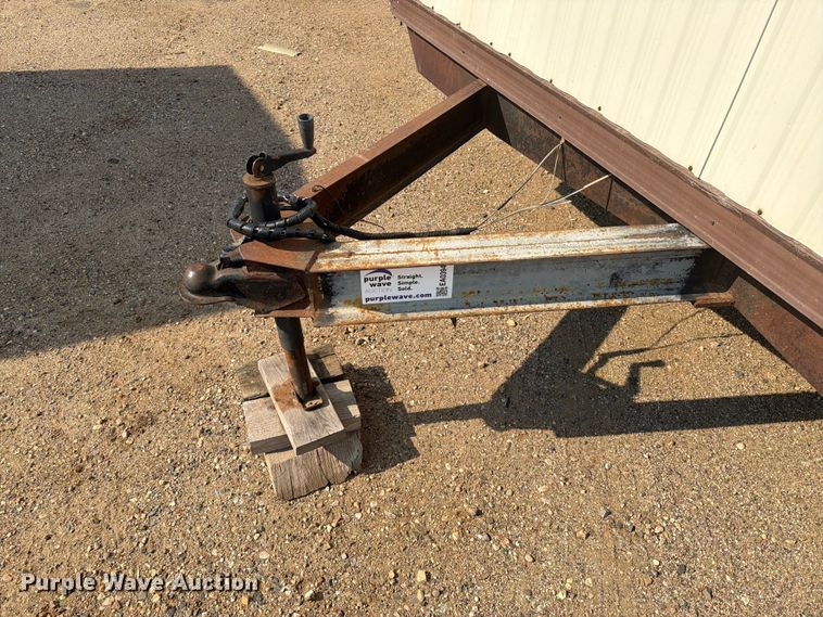 image for item EA0394 1997 Miller office Trailer