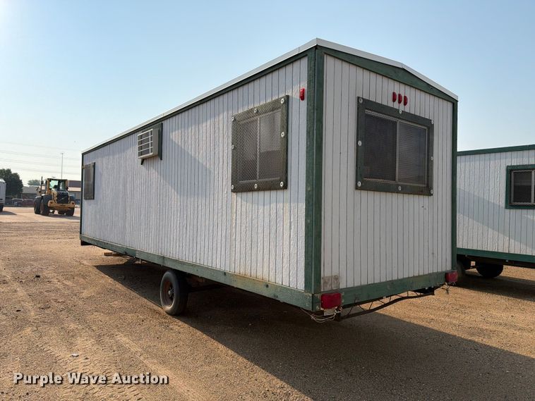 image for item EA0395 2006 Mark Line F-832 office trailer