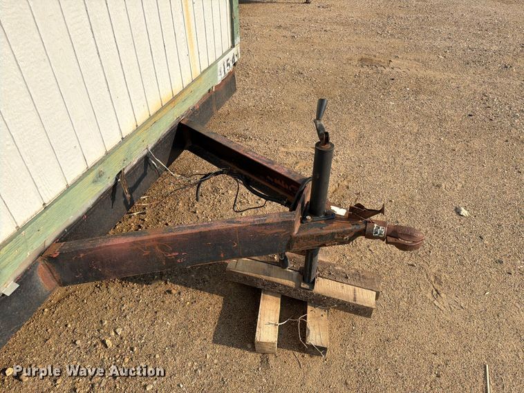 image for item EA0395 2006 Mark Line F-832 office trailer