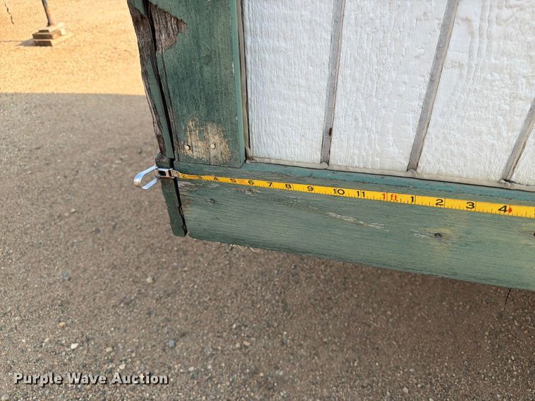 image for item EA0395 2006 Mark Line F-832 office trailer