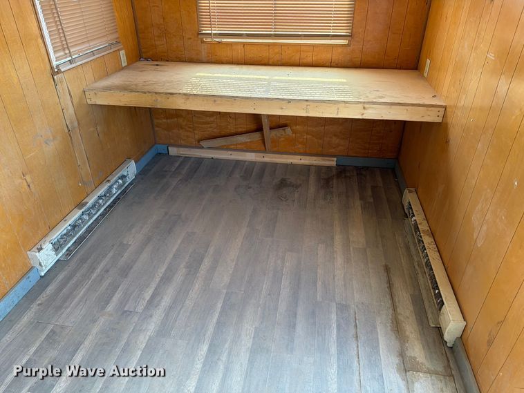 image for item EA0395 2006 Mark Line F-832 office trailer