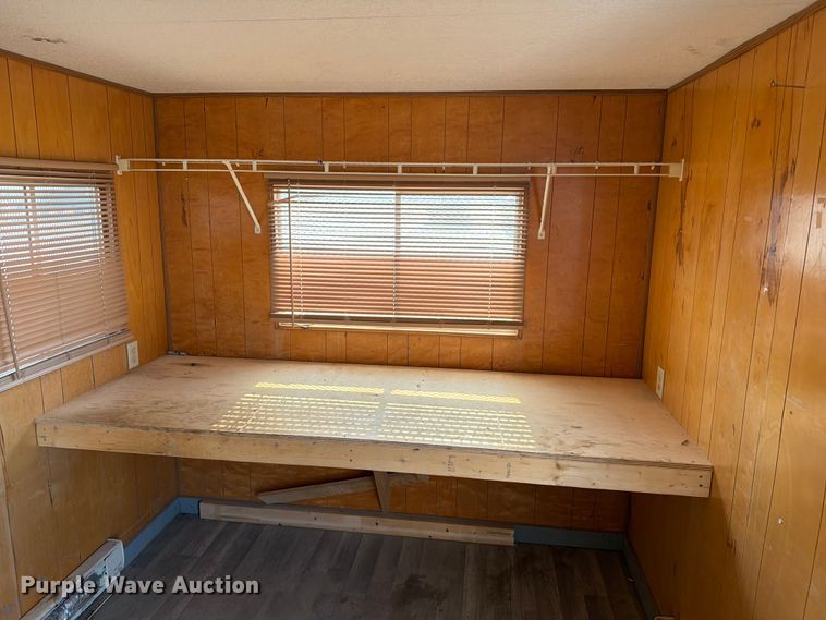 image for item EA0395 2006 Mark Line F-832 office trailer