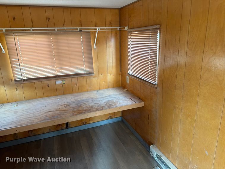 image for item EA0395 2006 Mark Line F-832 office trailer