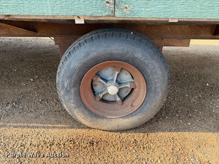 image for item EA0395 2006 Mark Line F-832 office trailer