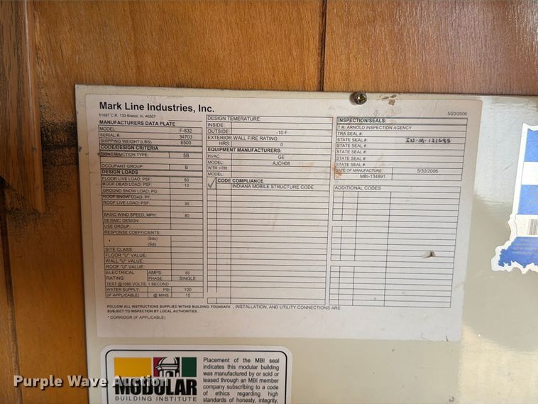 image for item EA0395 2006 Mark Line F-832 office trailer