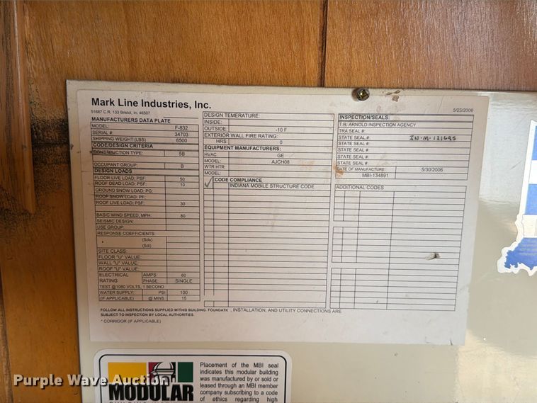image for item EA0395 2006 Mark Line F-832 office trailer