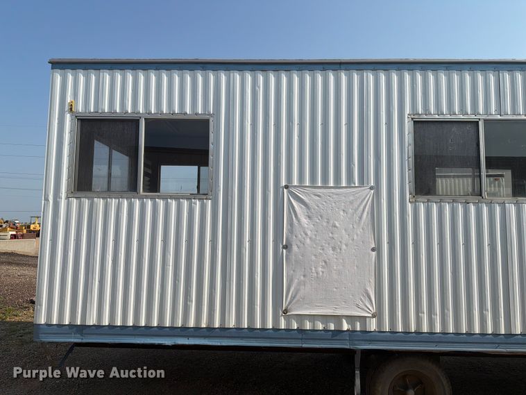 image for item EA0396 2001 Mark Line 830 office trailer