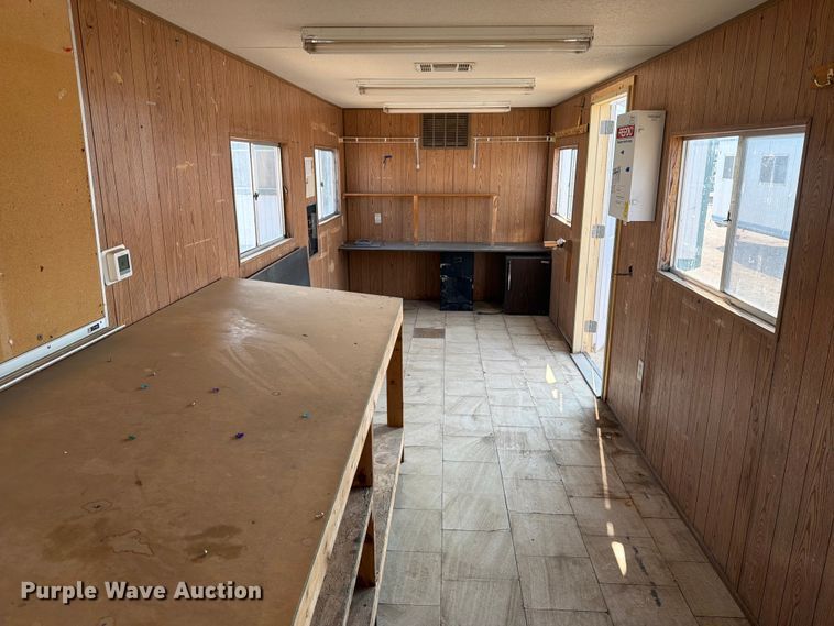 image for item EA0396 2001 Mark Line 830 office trailer