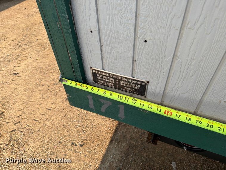 image for item EA0397 2013 Mark Line 832 office trailer