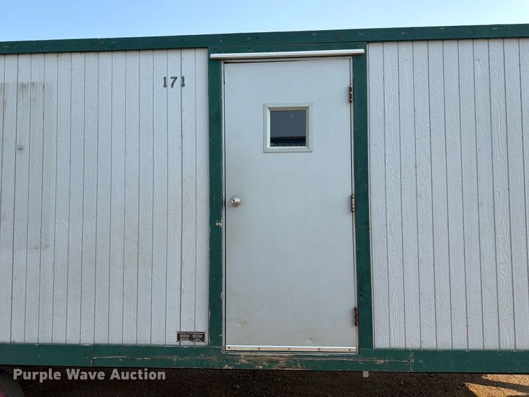 image for item EA0397 2013 Mark Line 832 office trailer